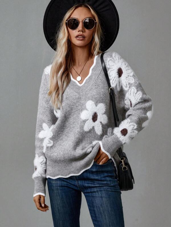 MILA | ELEGANT V-NECK FLORAL SWEATER