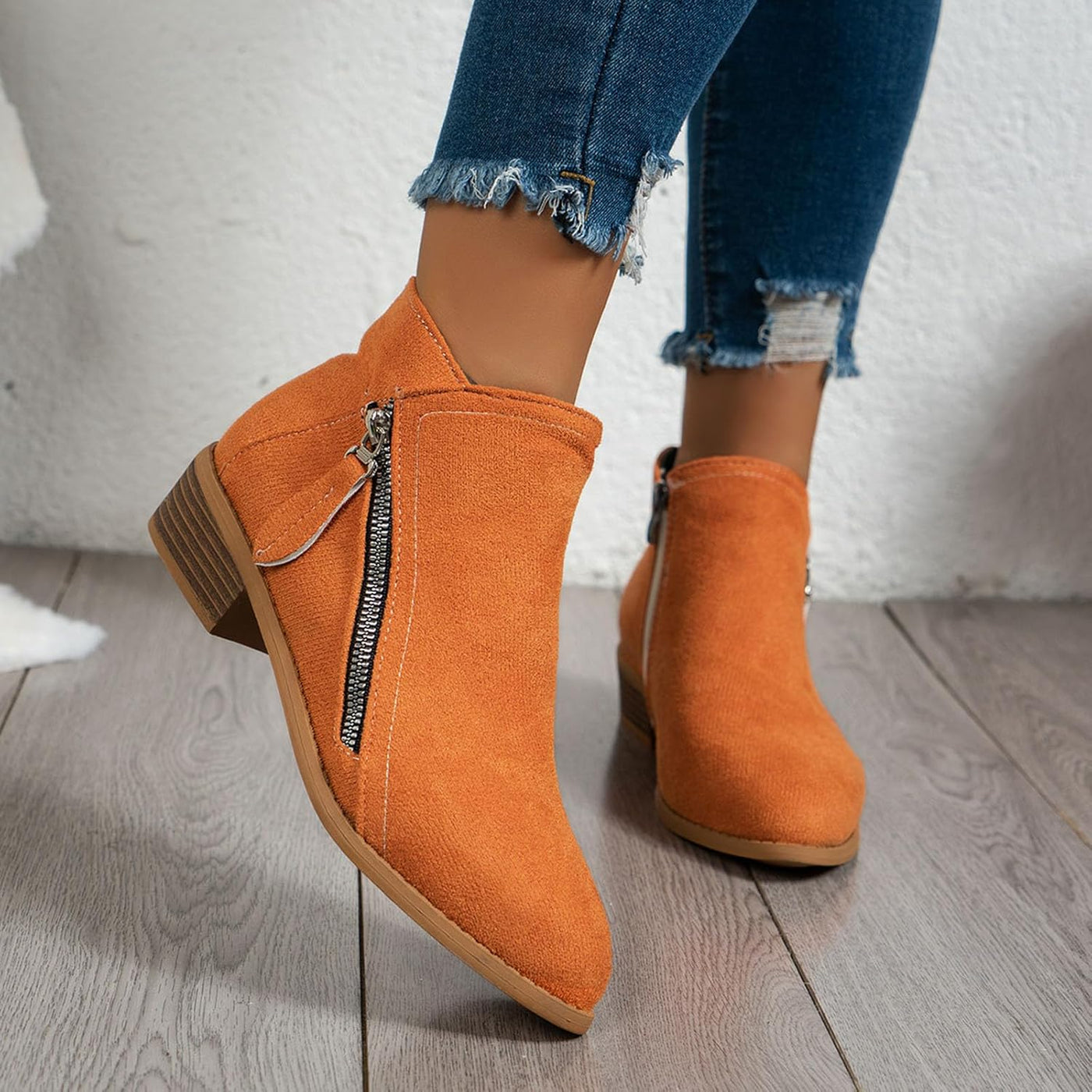 Daina - Casual Zip-Up Boots