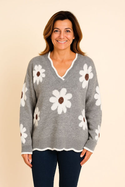 MILA | ELEGANT V-NECK FLORAL SWEATER