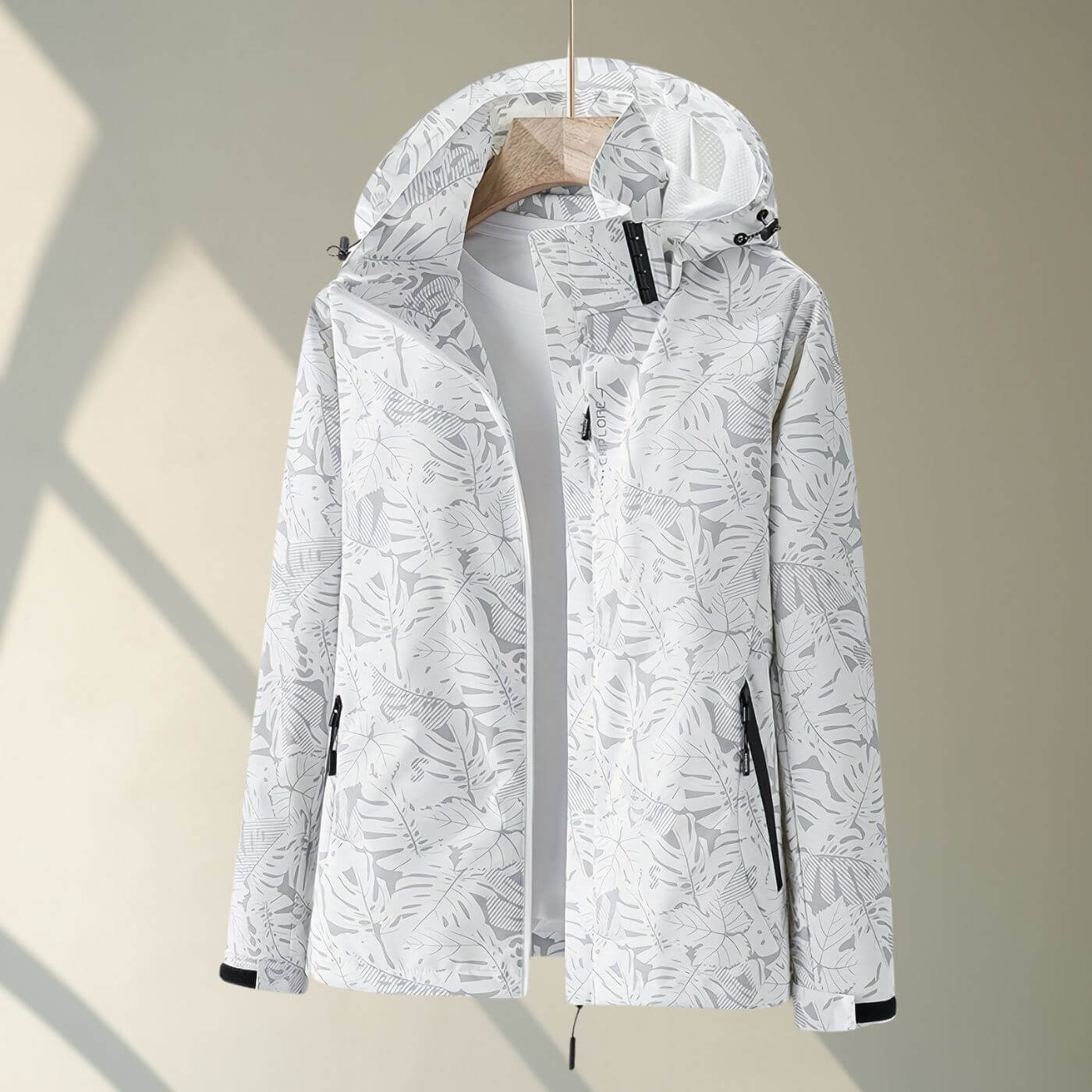 Skyla™ – Waterproof Windbreaker Hiking Jacket