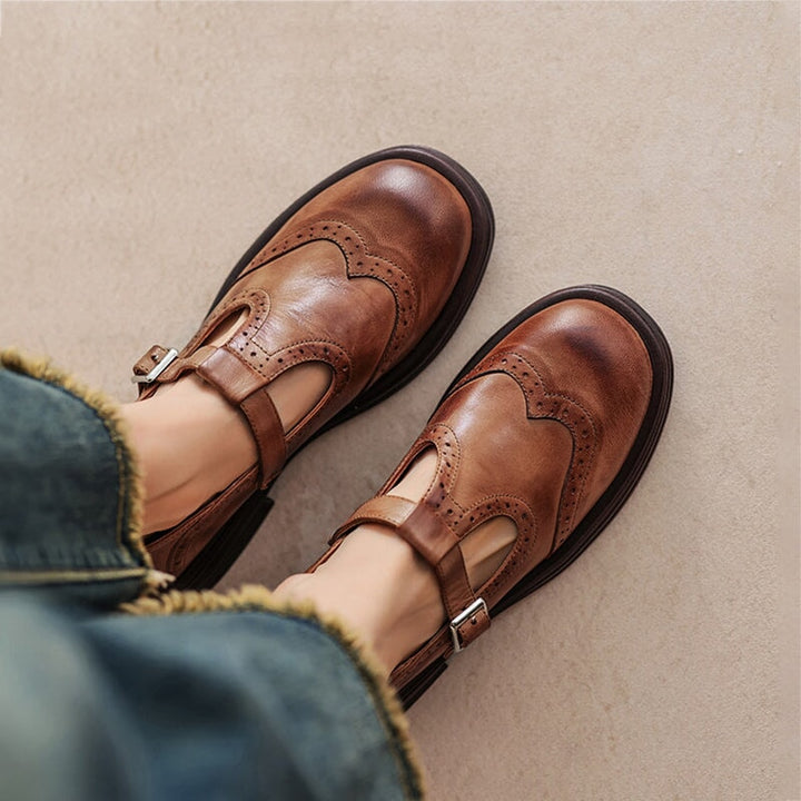 Faye | Elegant Mary Janes made of leather