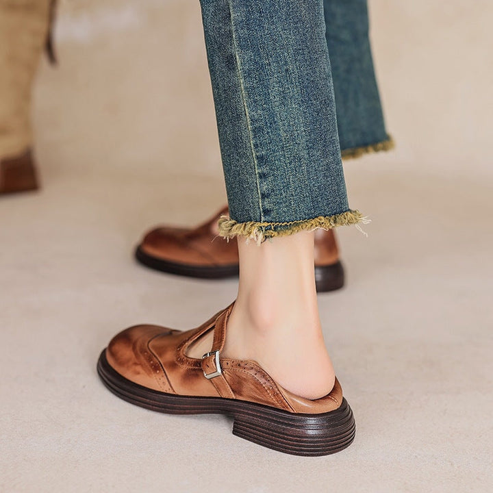 Faye | Elegant Mary Janes made of leather